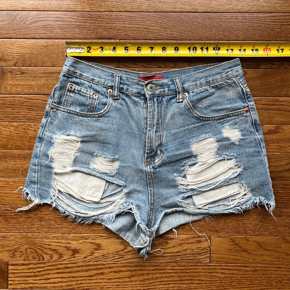 Distressed Denim Shorts - Picture 2 of 5